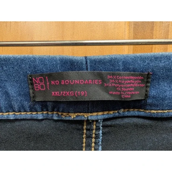 No Boundaries Women's XL Blue Denim Jeggings Leggings Pullon Spandex Stretch - Picture 3 of 7